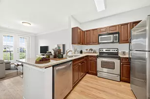 7575 Kirby Dr, Houston, TX 77030 - Photo 15