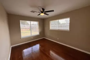 5523 Sweetbay Ln, Houston, TX 77041 - Photo 9