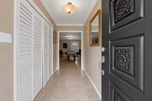 9546 Meadowvale Dr, Houston, TX 77063 - Photo 5