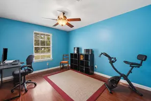 9546 Meadowvale Dr, Houston, TX 77063 - Photo 11