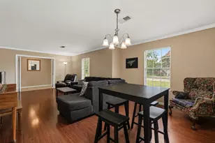 9546 Meadowvale Dr, Houston, TX 77063 - Photo 7
