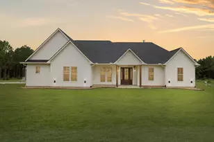 303 Bonfire Bnd, Livingston, TX 77351 - Photo 1