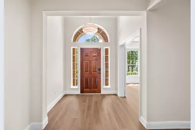 2 Gilded Crest Court, The Woodlands, TX 77382 - Photo 5