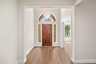 2 Gilded Crest Ct, The Woodlands, TX 77382 - Photo 5