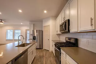 7723 Brushwood Dr, Rosharon, TX 77583 - Photo 3