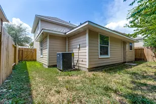 5915 Santa Cecilia Ln, Houston, TX 77017 - Photo 25