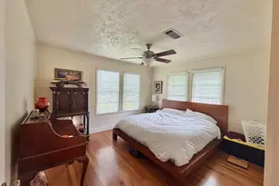 1521 Detroit Ave, Nederland, TX 77627 - Photo 15