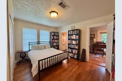 1521 Detroit Avenue, Nederland, TX 77627 - Photo 13