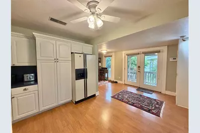1521 Detroit Avenue, Nederland, TX 77627 - Photo 9