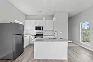 8203 Tower St, Houston, TX 77088 - Photo 3