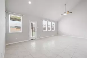2413 Olancha Dr, Rosharon, TX 77583 - Photo 13