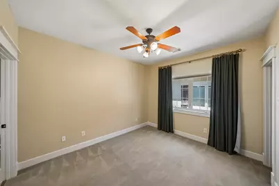 437 Jackson Hill Street, Houston, TX 77007 - Photo 25