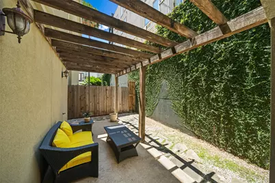 437 Jackson Hill Street, Houston, TX 77007 - Photo 27