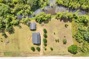 4703 Lake Dr, Brazoria, TX 77422 - Photo 37