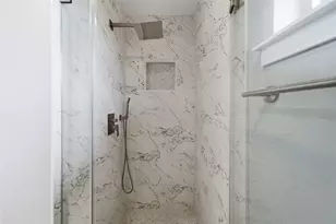 3719 Goulburn Dr, Houston, TX 77045 - Photo 7