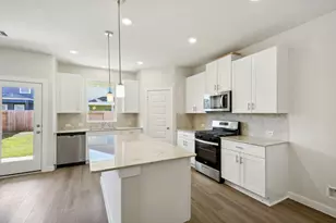 710 Sand Dollar Dr, Kemah, TX 77565 - Photo 9