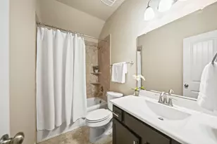 13230 Dover Bluff Dr, Rosharon, TX 77583 - Photo 27