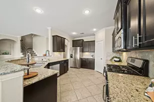 13230 Dover Bluff Dr, Rosharon, TX 77583 - Photo 13