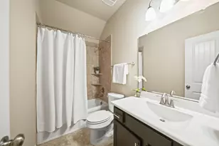 13230 Dover Bluff Dr, Rosharon, TX 77583 - Photo 25