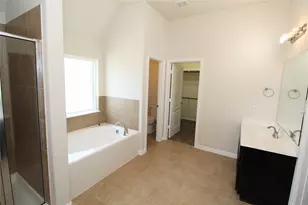 627 Oak Cir Dr E, Conroe, TX 77301 - Photo 27