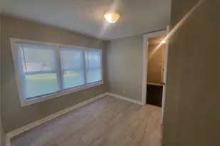 2526 3rd 1/2 Ave N, Texas City, TX 77590 - Photo 7