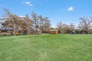 9820 Lake Forest Circle N, Brenham, TX 77833 - Photo 17