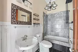1701 Ball, Galveston, TX 77550 - Photo 9