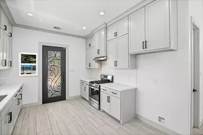 7105 Weyburn Street, Houston, TX 77028 - Photo 11