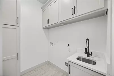 7105 Weyburn Street, Houston, TX 77028 - Photo 29