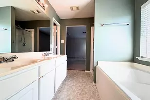 9011 Canton Park Ln, Houston, TX 77095 - Photo 21