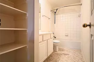 9011 Canton Park Ln, Houston, TX 77095 - Photo 17