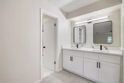 6903 Vinewood Circle, Houston, TX 77088 - Photo 33