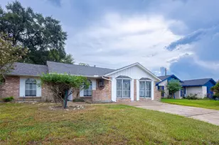 4223 Oak Shadows Dr, Houston, TX 77091 - Photo 3