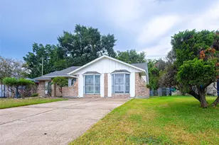 4223 Oak Shadows Dr, Houston, TX 77091 - Photo 1