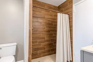 4223 Oak Shadows Dr, Houston, TX 77091 - Photo 25