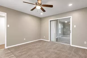 4223 Oak Shadows Dr, Houston, TX 77091 - Photo 9