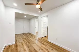 2223 San Antonio, Pearland, TX 77581 - Photo 5
