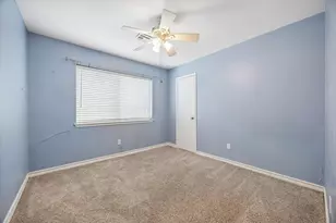 1714 Ashford Hollow Ln, Houston, TX 77077 - Photo 15
