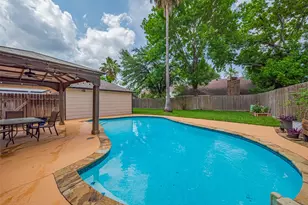 11406 Inwood Dr, Houston, TX 77077 - Photo 37