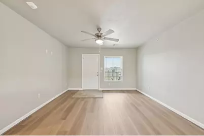258 Plez Morgan Drive #E, Montgomery, TX 77356 - Photo 9