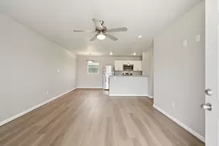 258 Plez Morgan Dr, Montgomery, TX 77356 - Photo 7