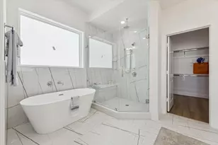 10923 Brookeshire Chase Ln, Houston, TX 77043 - Photo 29