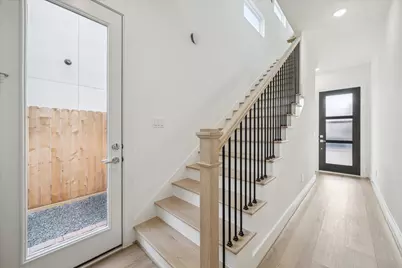 10923 Brookeshire Chase Lane, Houston, TX 77043 - Photo 7