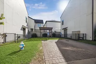 10923 Brookeshire Chase Ln, Houston, TX 77043 - Photo 41