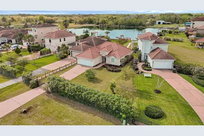 2767 Broadway Street, Dickinson, TX 77539 - Photo 1