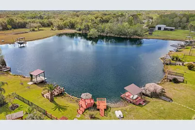 2767 Broadway Street, Dickinson, TX 77539 - Photo 17