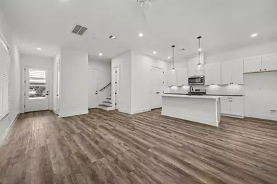 5734 White Magnolia Street, Houston, TX 77091 - Photo 7