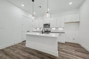 5734 White Magnolia St., Houston, TX 77091 - Photo 9