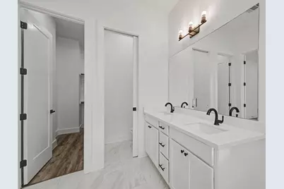 5734 White Magnolia Street, Houston, TX 77091 - Photo 15