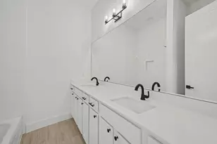 5734 White Magnolia St., Houston, TX 77091 - Photo 13